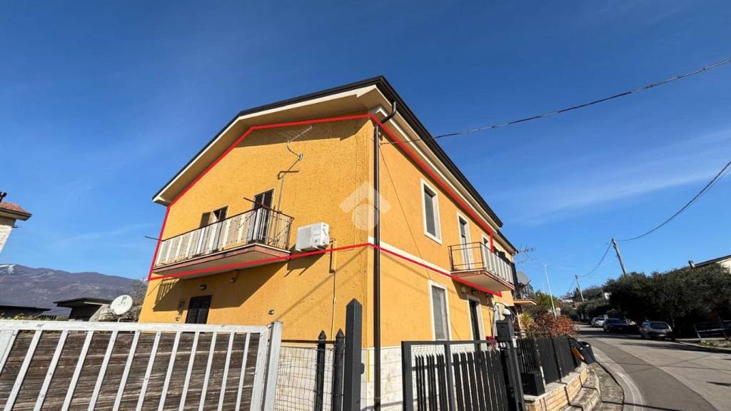 appartamento in vendita ad Isola del Liri in zona Capitino