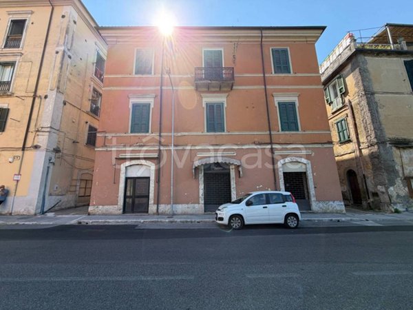 appartamento in vendita ad Isola del Liri