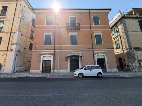 appartamento in vendita ad Isola del Liri in zona Borgo Nuovo