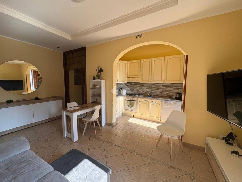 appartamento in vendita ad Isola del Liri in zona Capitino