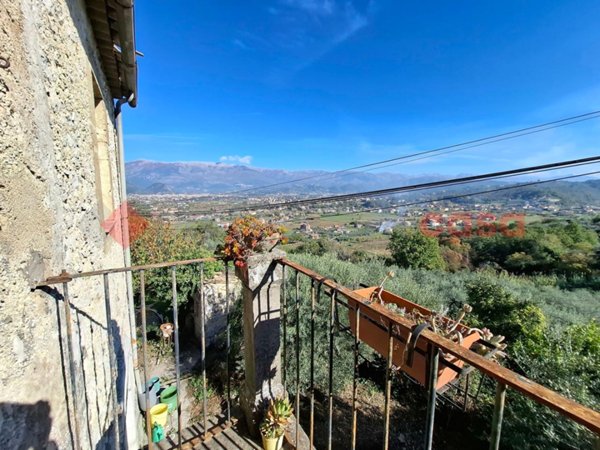 casa indipendente in vendita ad Isola del Liri