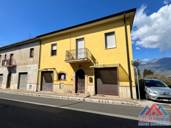 appartamento in vendita ad Isola del Liri in zona Carnello