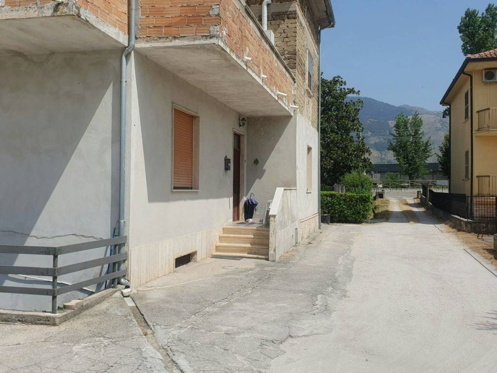 appartamento in vendita ad Isola del Liri