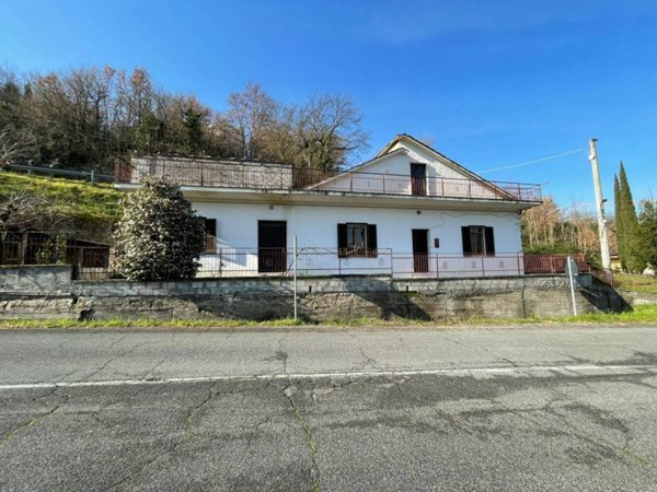casa indipendente in vendita ad Isola del Liri in zona Capitino