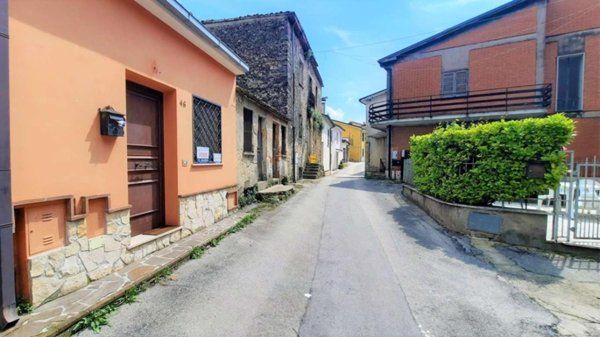 appartamento in vendita a Monte San Giovanni Campano in zona Chiaiamari