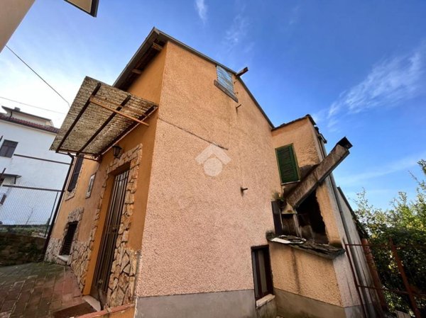 casa indipendente in vendita a Monte San Giovanni Campano in zona Colli