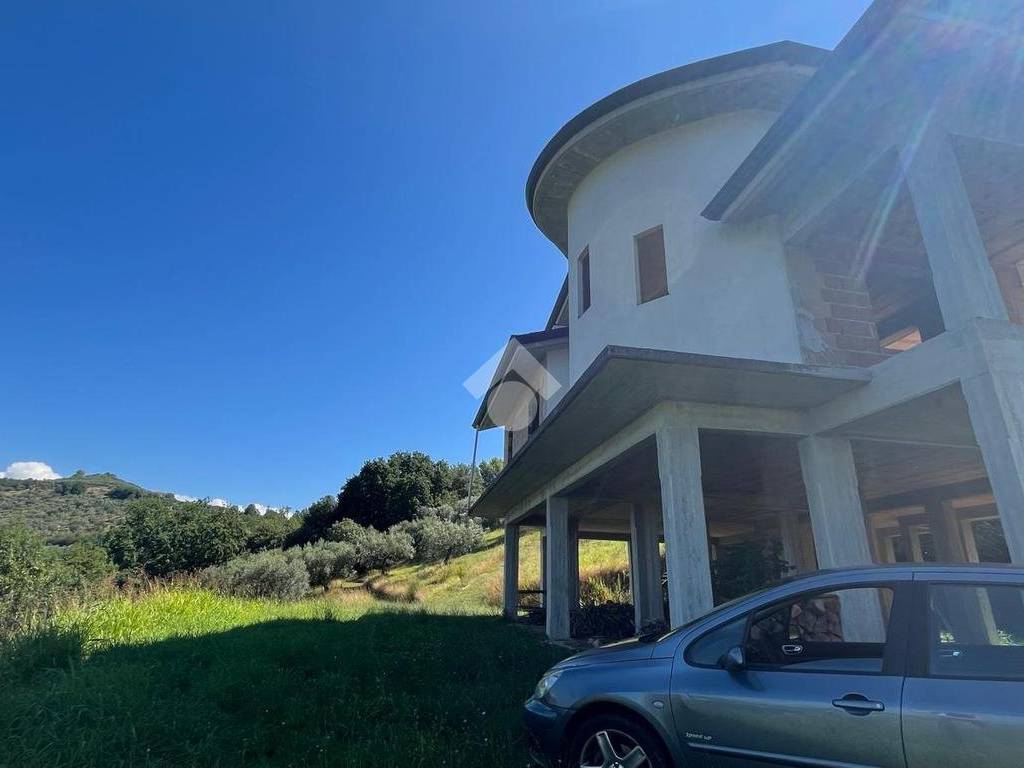 casa indipendente in vendita a Monte San Giovanni Campano