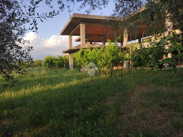 casa indipendente in vendita a Monte San Giovanni Campano
