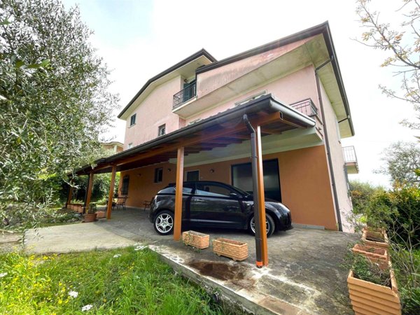 casa indipendente in vendita a Monte San Giovanni Campano