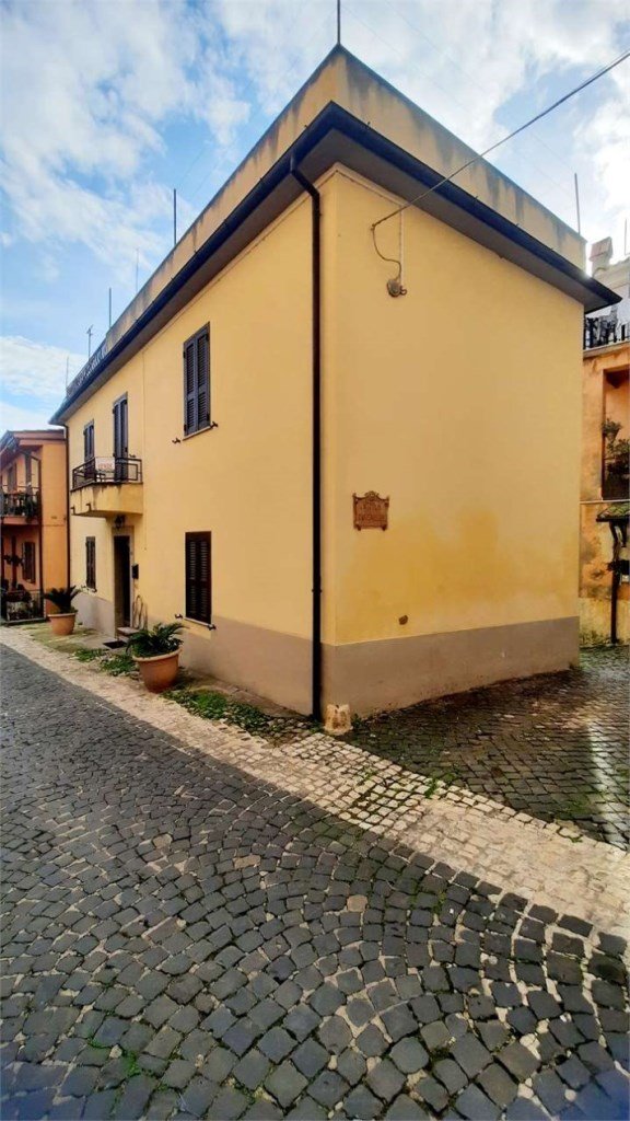 casa indipendente in vendita a Monte San Giovanni Campano in zona Colli