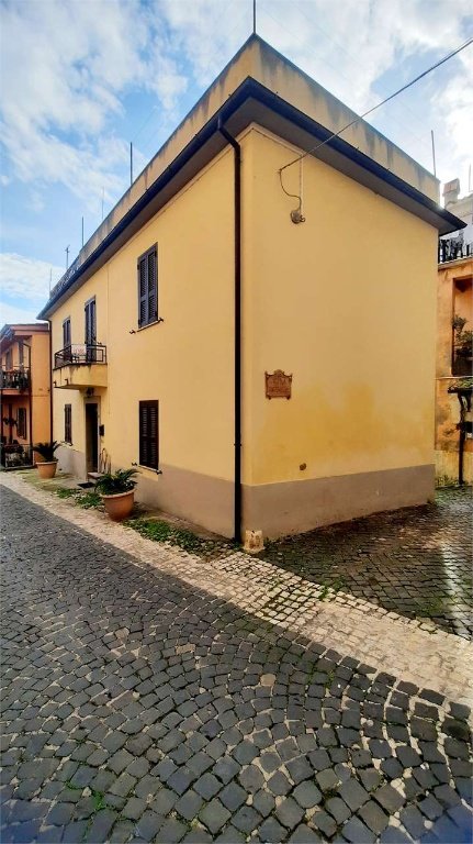 casa indipendente in vendita a Monte San Giovanni Campano in zona Colli