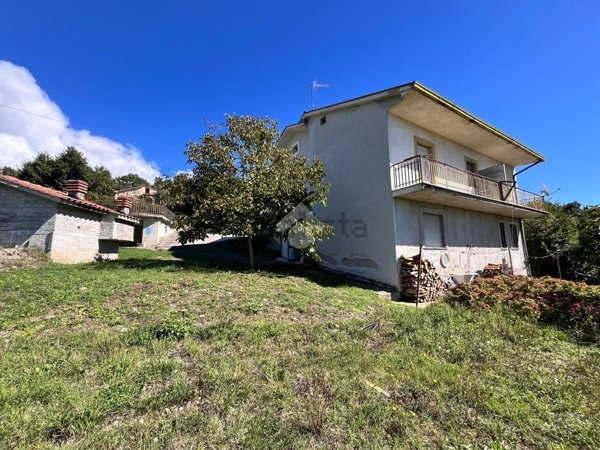 casa indipendente in vendita a Monte San Giovanni Campano