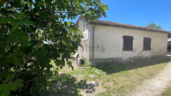 casa indipendente in vendita a Monte San Giovanni Campano in zona Porrino