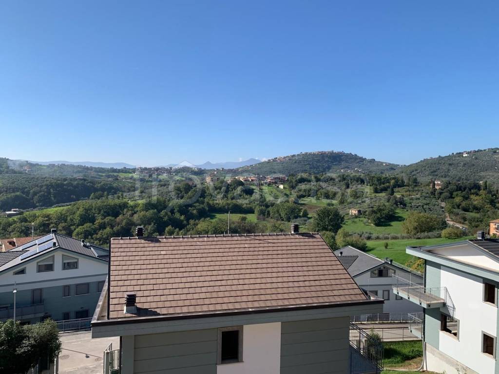 casa indipendente in vendita a Monte San Giovanni Campano