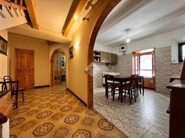 casa indipendente in vendita a Monte San Giovanni Campano