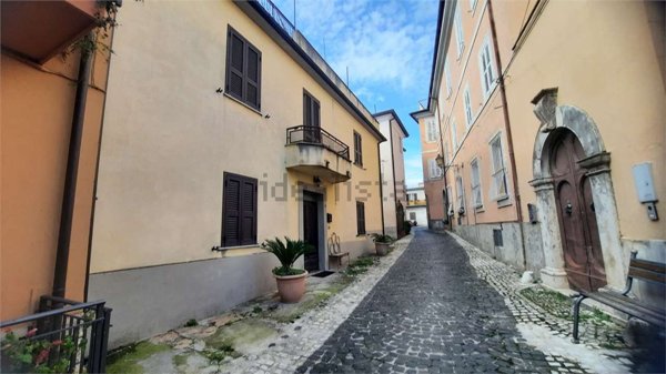 casa indipendente in vendita a Monte San Giovanni Campano in zona Colli