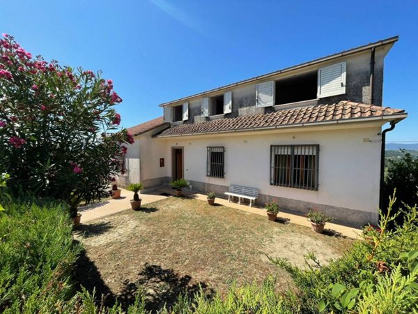 casa indipendente in vendita a Monte San Giovanni Campano