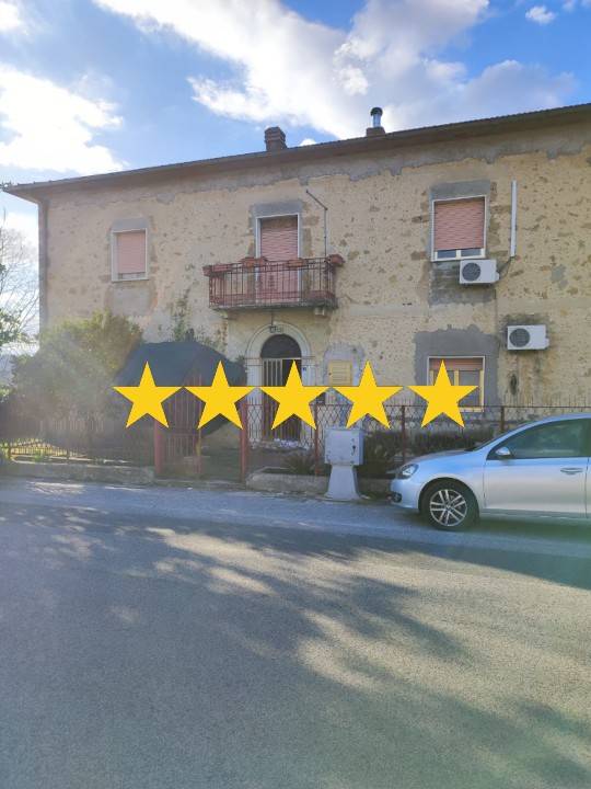 casa indipendente in vendita a Monte San Giovanni Campano