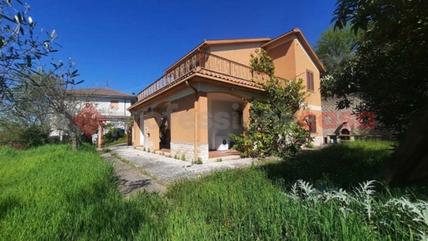 appartamento in vendita a Monte San Giovanni Campano