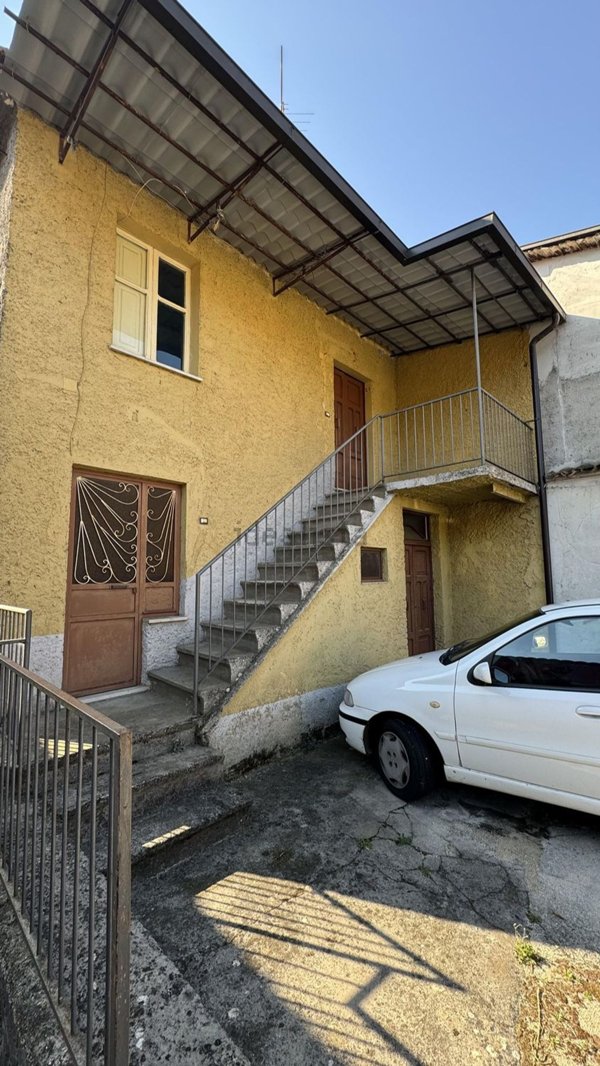 casa indipendente in vendita a Monte San Giovanni Campano
