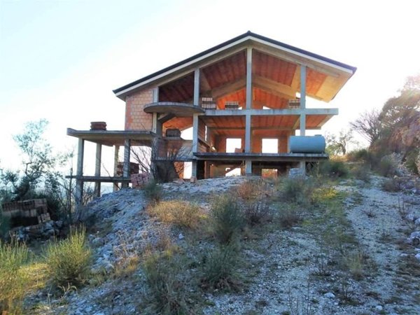 casa indipendente in vendita a Monte San Giovanni Campano in zona La Lucca