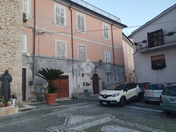 appartamento in vendita a Monte San Giovanni Campano in zona Colli