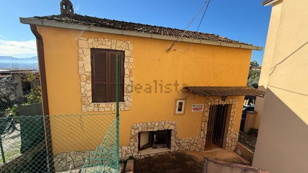 casa indipendente in vendita a Monte San Giovanni Campano in zona Colli