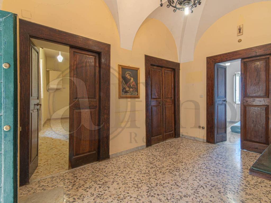 intera palazzina in vendita a Monte San Giovanni Campano