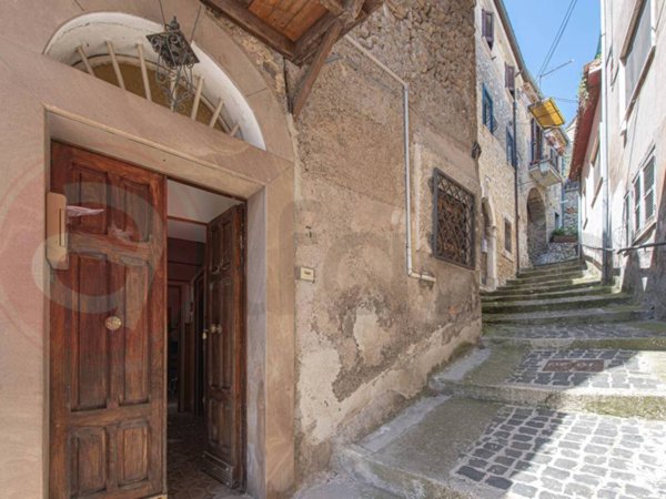 casa indipendente in vendita a Monte San Giovanni Campano