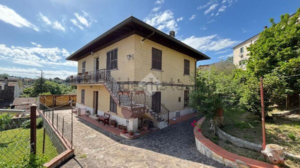 casa indipendente in vendita a Monte San Giovanni Campano in zona Anitrella