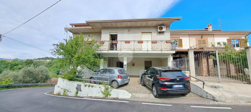 casa indipendente in vendita a Monte San Giovanni Campano in zona Colli