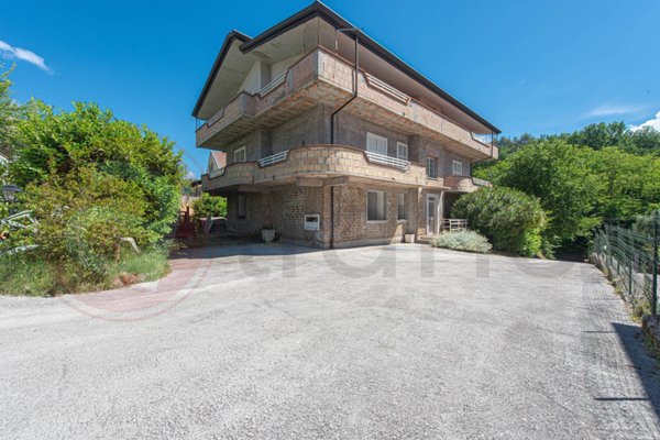 casa indipendente in vendita a Monte San Giovanni Campano