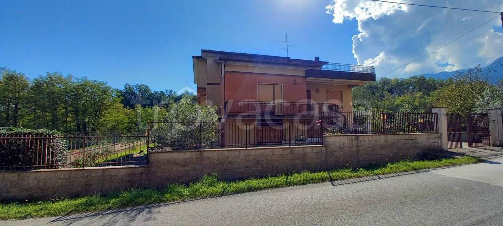 casa indipendente in vendita a Morolo