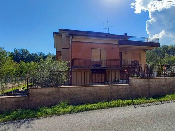 casa indipendente in vendita a Morolo