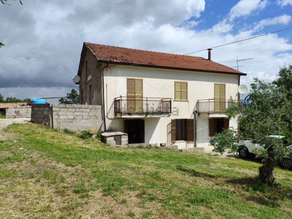 casa indipendente in vendita a Morolo