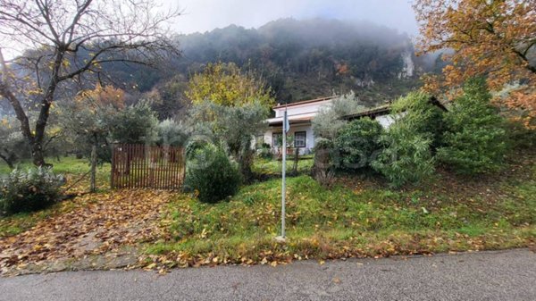casa indipendente in vendita a Morolo