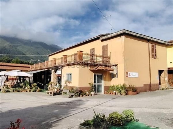 casa indipendente in vendita a Morolo