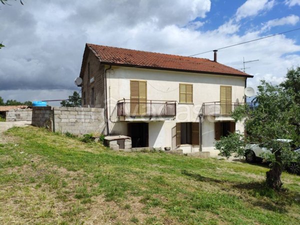 casa indipendente in vendita a Morolo
