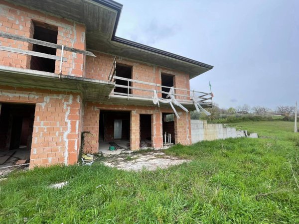casa indipendente in vendita a Morolo