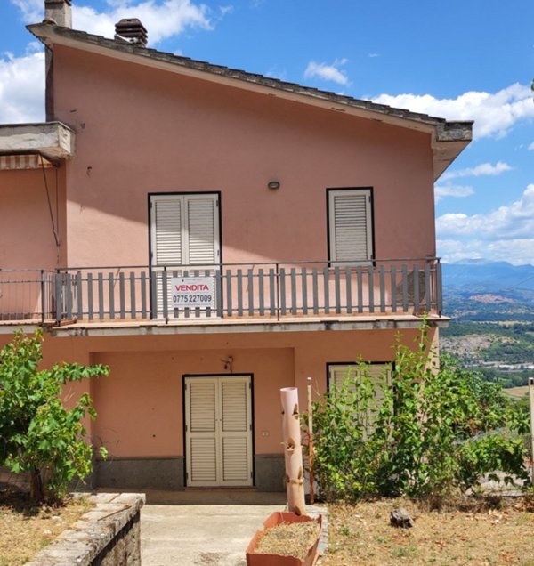 casa indipendente in vendita a Morolo