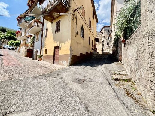 appartamento in vendita a Morolo