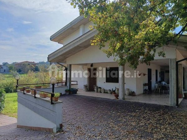 casa indipendente in vendita a Morolo