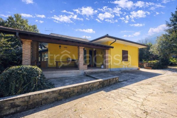 casa indipendente in vendita a Morolo