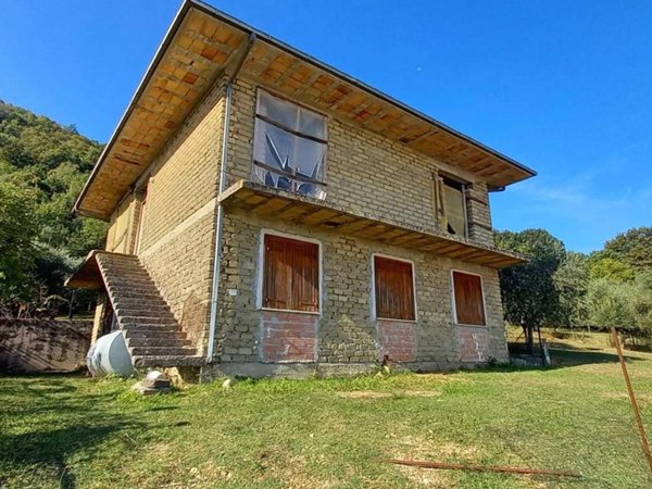 casa indipendente in vendita a Morolo