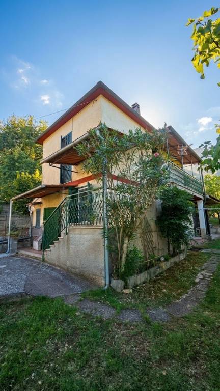 casa indipendente in vendita a Morolo