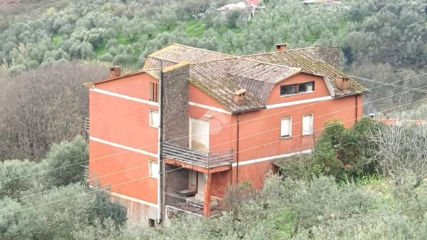 casa indipendente in vendita a Paliano
