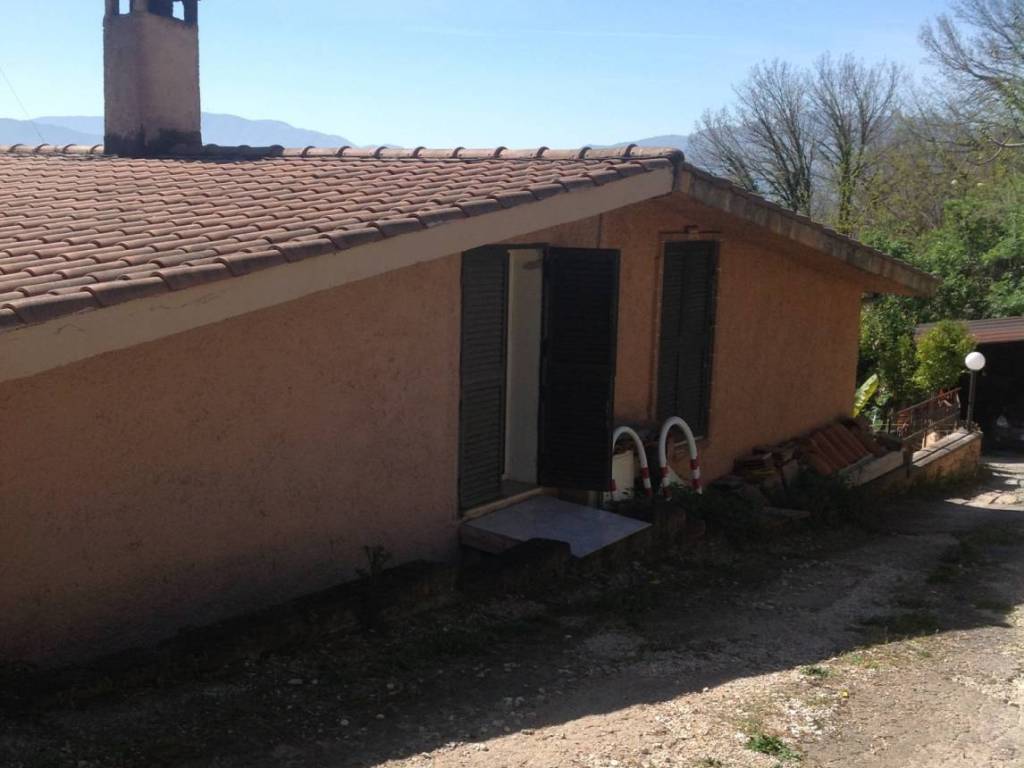 casa indipendente in vendita a Paliano