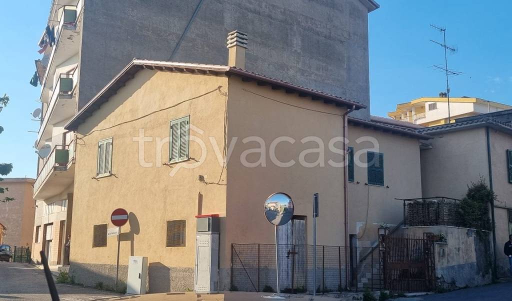 casa indipendente in vendita a Paliano