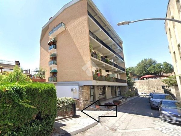 negozio in vendita a Paliano