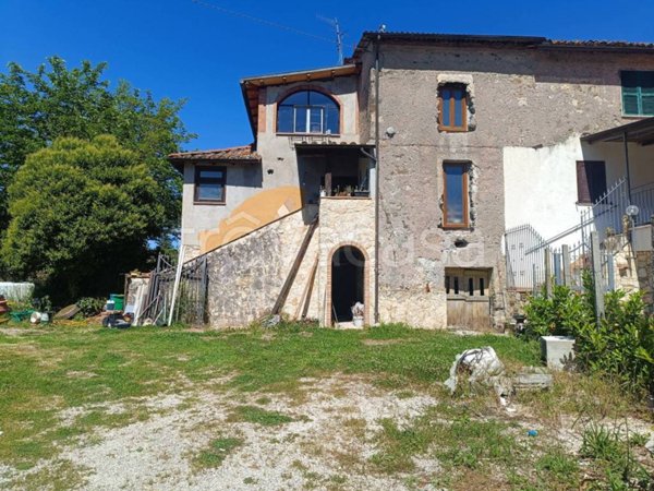 casa indipendente in vendita a Paliano